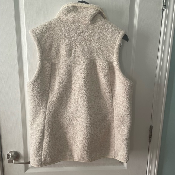 Women’s North Face XL Cream Fleece Vest - Picture 3 of 3